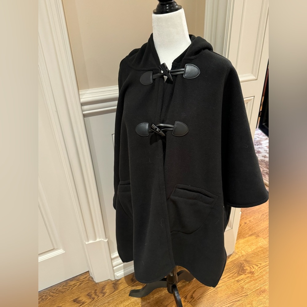 Brand New without tags Rachel Roy black hooded poncho with toggle